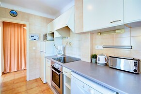 Apartment in Roses Near Sandy Beach