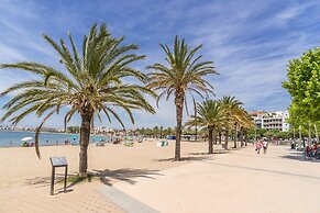 Apartment in Roses Near Sandy Beach