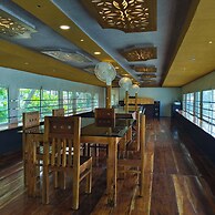 Vinayak House Boats