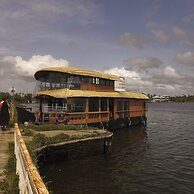 Vinayak House Boats