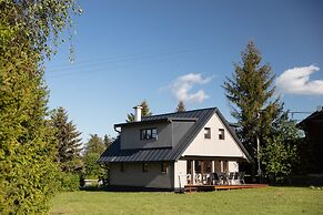 Villa in Dolni Branna With Sauna