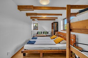 Villa in Dolni Branna With Sauna