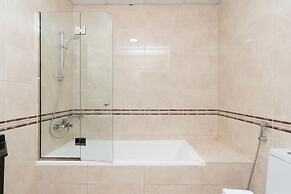 4BR Maid Penthouse w Pool and Jacuzzi