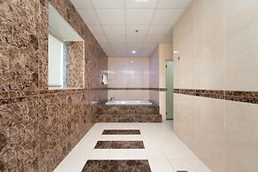 4BR Maid Penthouse w Pool and Jacuzzi
