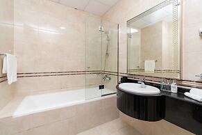 4BR Maid Penthouse w Pool and Jacuzzi