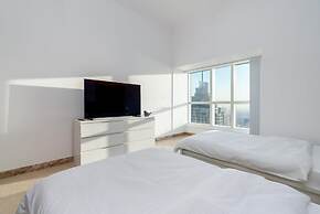 4BR Maid Penthouse w Pool and Jacuzzi