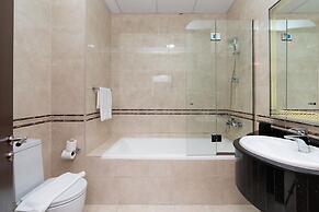 4BR Maid Penthouse w Pool and Jacuzzi