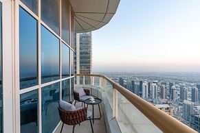 4BR Maid Penthouse w Pool and Jacuzzi