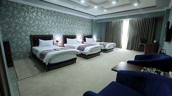 Akhsikent Hotel