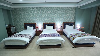 Akhsikent Hotel