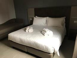 Tiber Suite