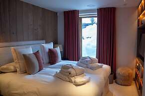 Silverstone by Alpine Resorts