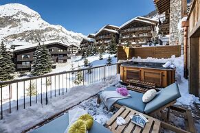 Silverstone by Alpine Resorts