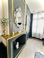 Studio Royal