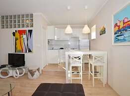 Classy and Modern Old Town Quarter Apartment