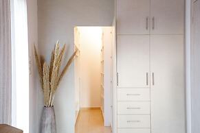 Peach- Sea View Exclusive Maisonette