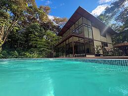 Maze Lodge