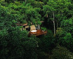 Maze Lodge