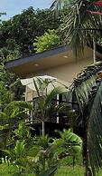 Maze Lodge