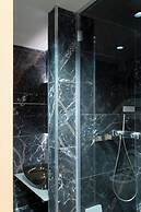 Colonna Collection