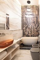 Colonna Collection