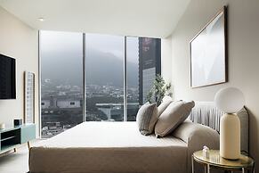 Modern Apts w Pool & Mountain View