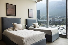 Modern Apts w Pool & Mountain View