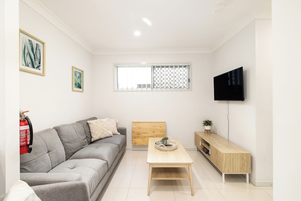 Smart Suites Self Check-in Apartments - 31 Freney