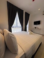 Maca Hotel by Sky Hive