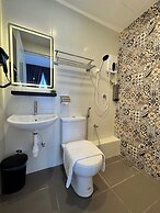 Maca Hotel by Sky Hive