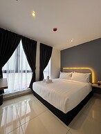 Maca Hotel by Sky Hive