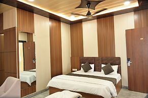 Triveni Gest House
