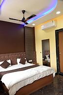 Triveni Gest House