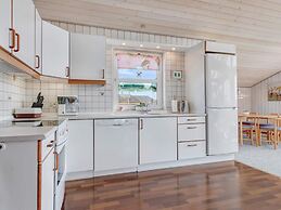 5 Star Holiday Home in Lokken