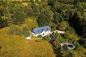 Villa in Mlade Buky Near Giant Mountains