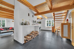 Villa in Mlade Buky Near Giant Mountains