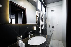 Nest Suites
