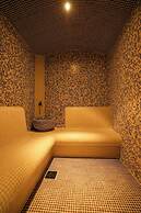 Nest Suites
