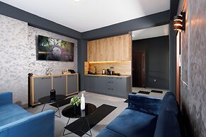 Nest Suites