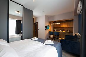 Nest Suites