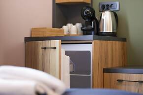 Nest Suites