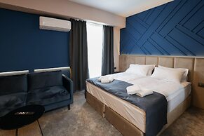 Nest Suites