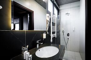 Nest Suites