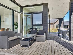 5 Star Holiday Home in Lokken