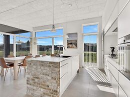 5 Star Holiday Home in Lokken