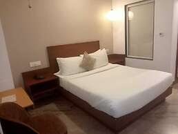 hotel kadamb tree