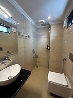 Dilan Residency Villa -5 Bedroom- Centrally Heated