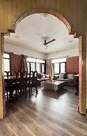Dilan Residency Villa -5 Bedroom- Centrally Heated