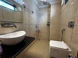 Dilan Residency Villa -5 Bedroom- Centrally Heated