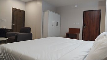 Gateway Airport Hotel